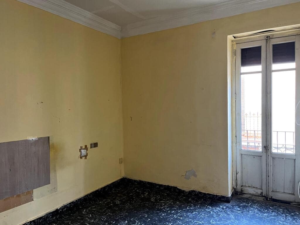 11 soveværelse Rækkehus til salg i Moncada - € 463.500 (Ref: 9174383)