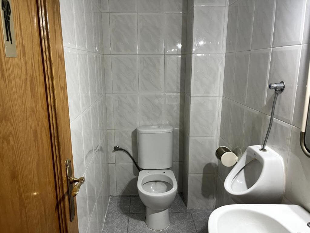 Kommersiell til salgs i Tavernes Blanques - € 240 000 (Ref: 9174384)