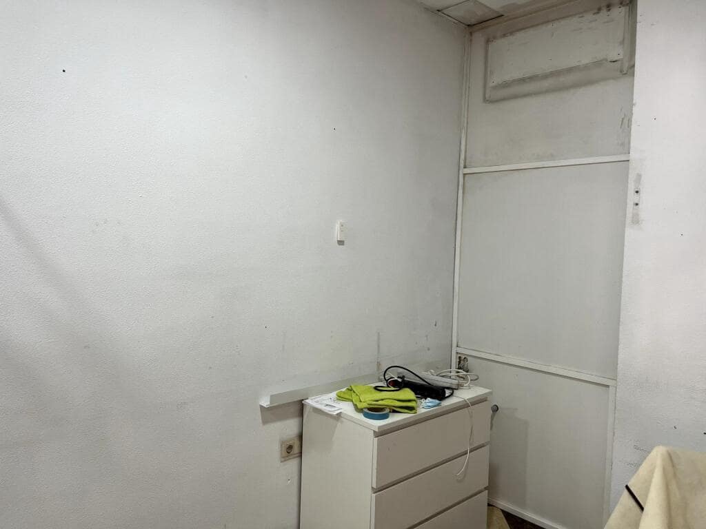 Kommersiell til salgs i Tavernes Blanques - € 240 000 (Ref: 9174384)