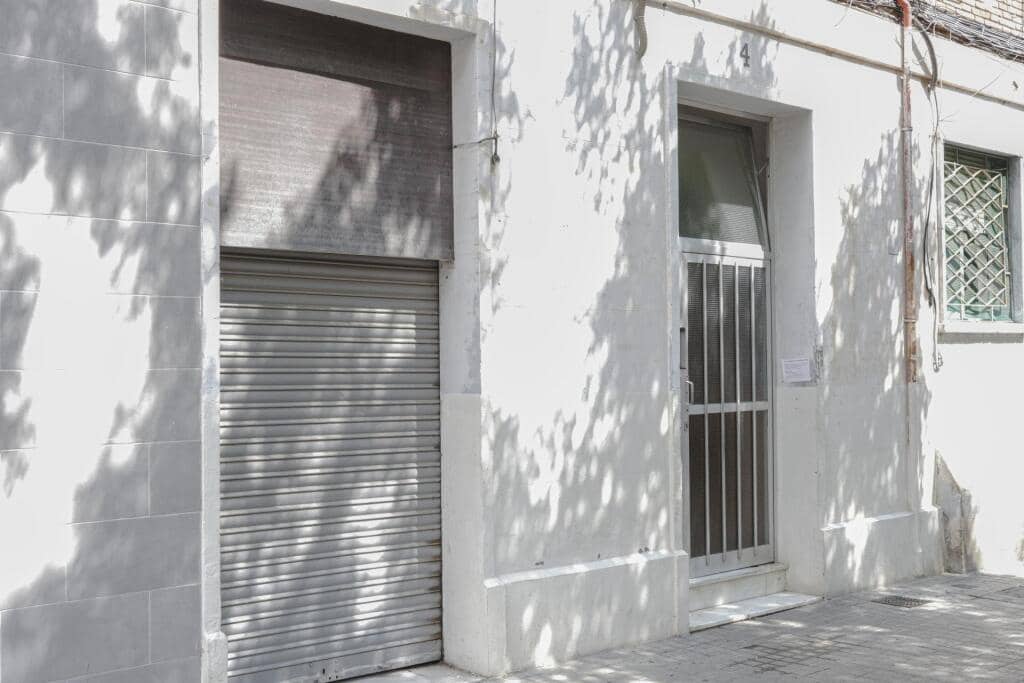 Commerciale in vendita in Badalona - 49.600 € (Rif: 9174427)