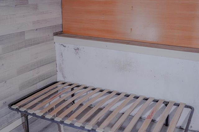 Erhverv til salg i Badalona - € 46.600 (Ref: 9174428)