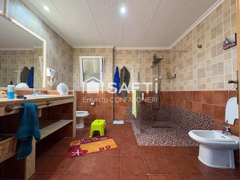 4 sypialnia Finka/Dom wiejski na sprzedaż w Vinaros z basenem garażem - 465 000 € (Ref: 9174440)