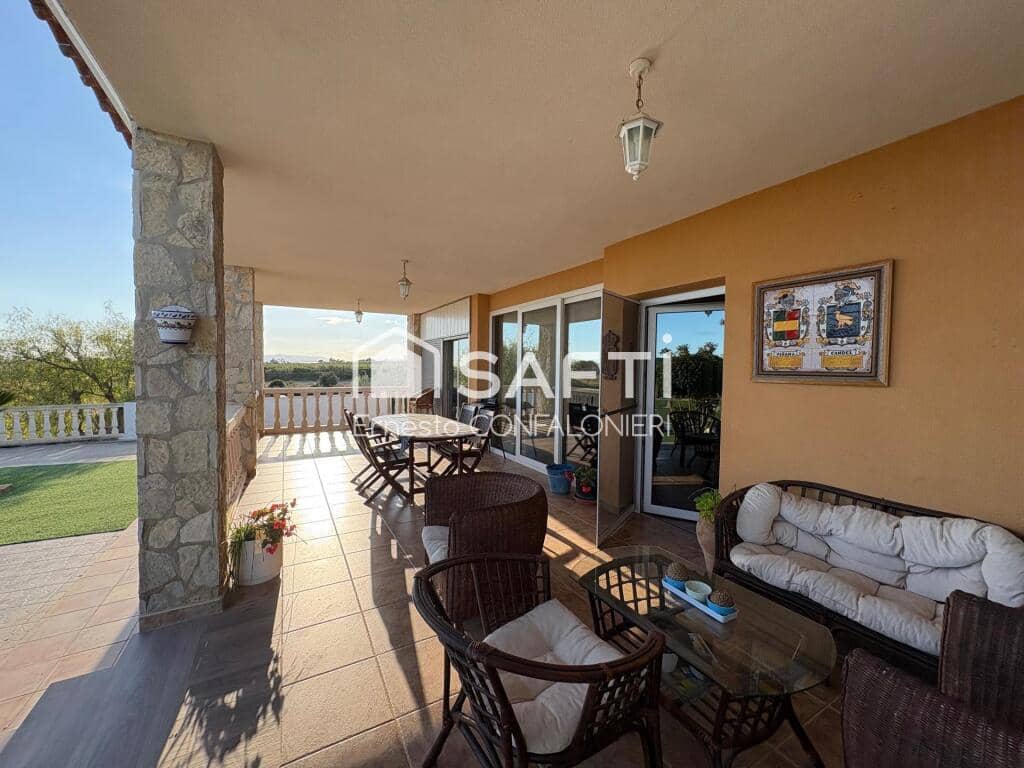 4 sypialnia Finka/Dom wiejski na sprzedaż w Vinaros z basenem garażem - 465 000 € (Ref: 9174440)