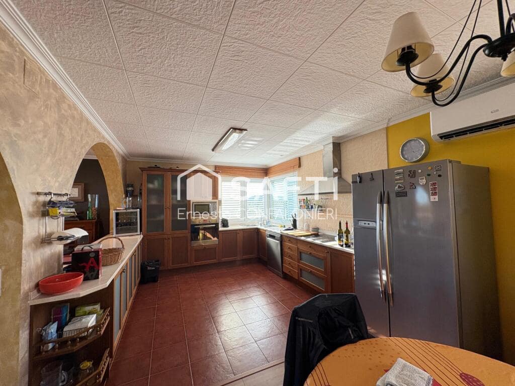 4 sypialnia Finka/Dom wiejski na sprzedaż w Vinaros z basenem garażem - 465 000 € (Ref: 9174440)