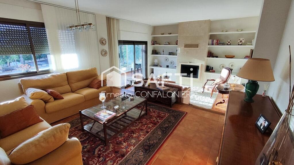 4 bedroom Villa for sale in Alcanar with pool garage - € 425,000 (Ref: 9174442)