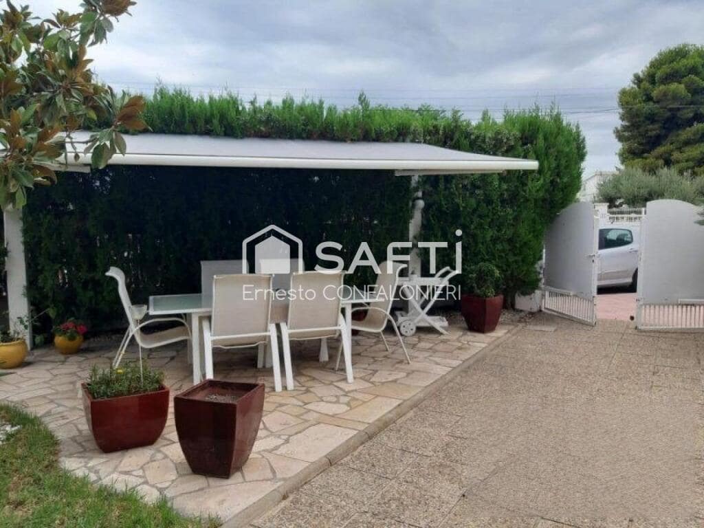 4 bedroom Villa for sale in Alcanar with pool garage - € 425,000 (Ref: 9174442)