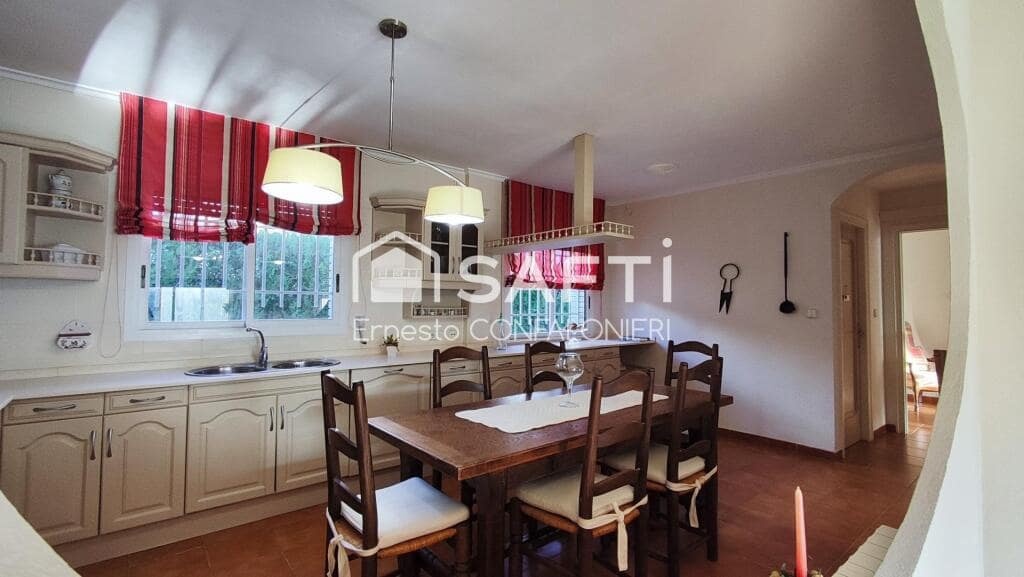 4 bedroom Villa for sale in Alcanar with pool garage - € 425,000 (Ref: 9174442)