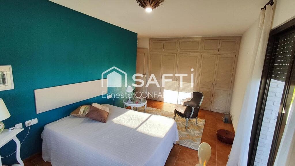 4 bedroom Villa for sale in Alcanar with pool garage - € 425,000 (Ref: 9174442)