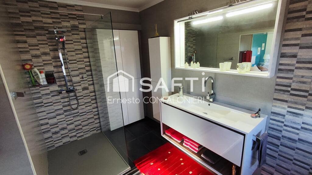 4 bedroom Villa for sale in Alcanar with pool garage - € 425,000 (Ref: 9174442)