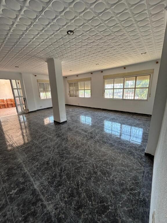 6 soveværelse Villa til salg i Alcanar med swimmingpool - € 415.500 (Ref: 9174448)