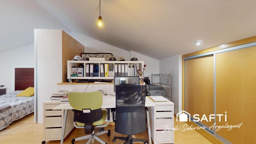 4 sypialnia Mieszkanie na sprzedaż w Miasto Girona z garażem - 415 000 € (Ref: 9174449)