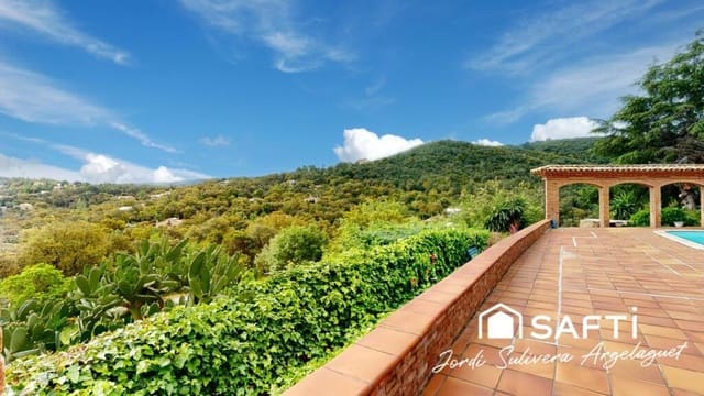 4 sypialnia Willa na sprzedaż w Santa Cristina d'Aro z basenem - 780 000 € (Ref: 9174450)