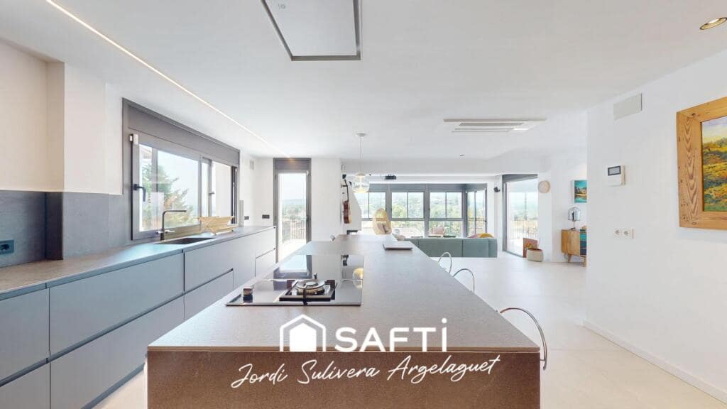 6 soveværelse Villa til salg i Banyoles med garage - € 895.000 (Ref: 9174452)