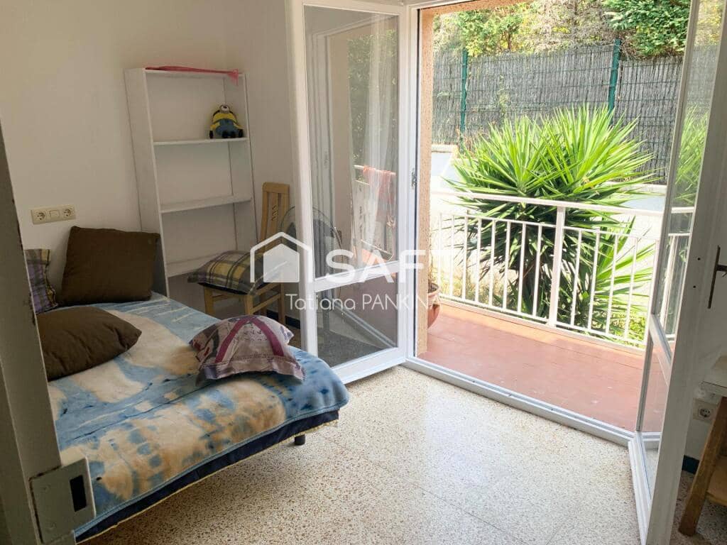7 soveværelse Rækkehus til salg i Lloret de Mar med swimmingpool - € 700.000 (Ref: 9174455)