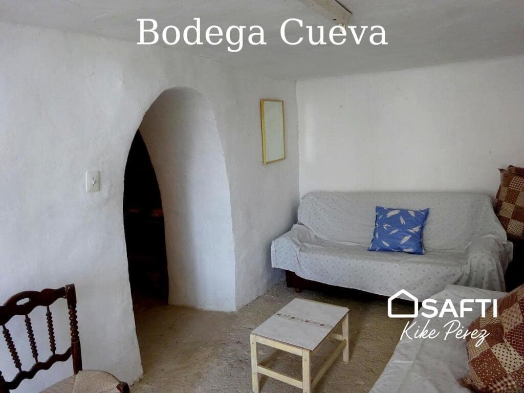 6 soverom Villa til salgs i Galera med garasje - € 70 000 (Ref: 9174457)