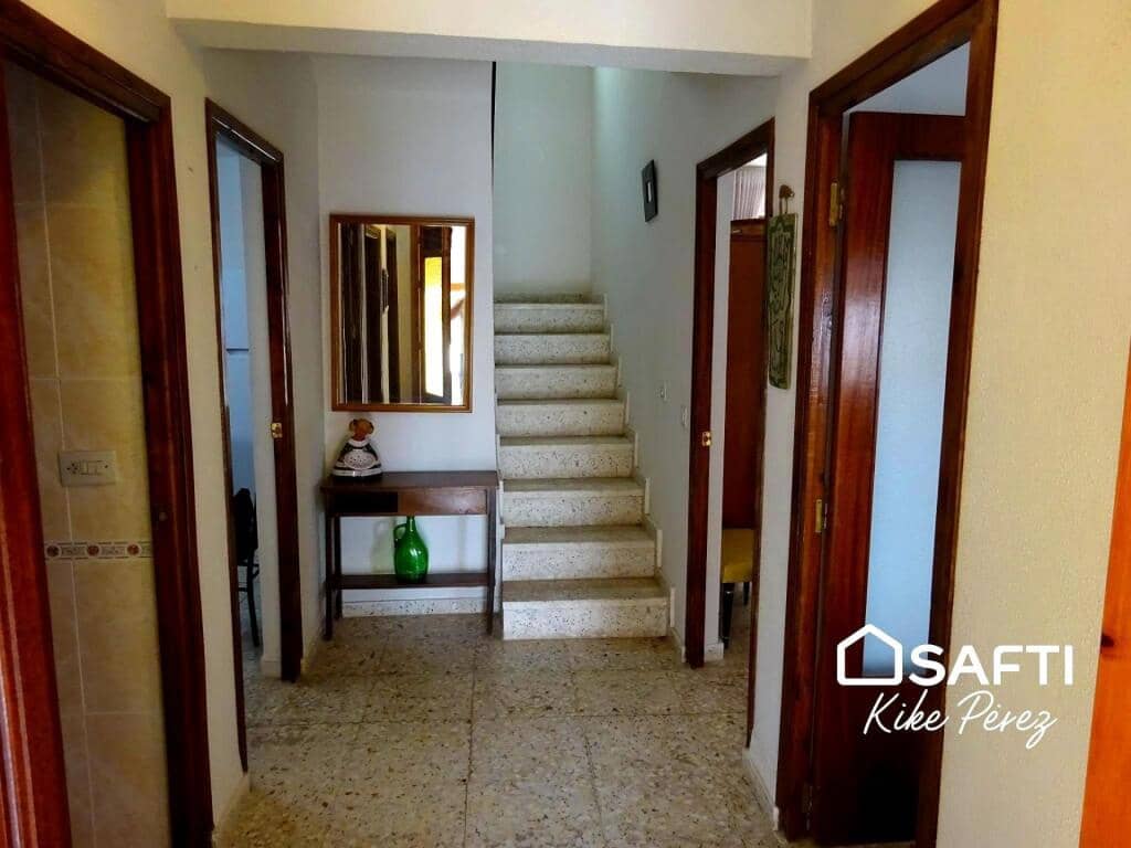 6 soverom Villa til salgs i Galera med garasje - € 70 000 (Ref: 9174457)