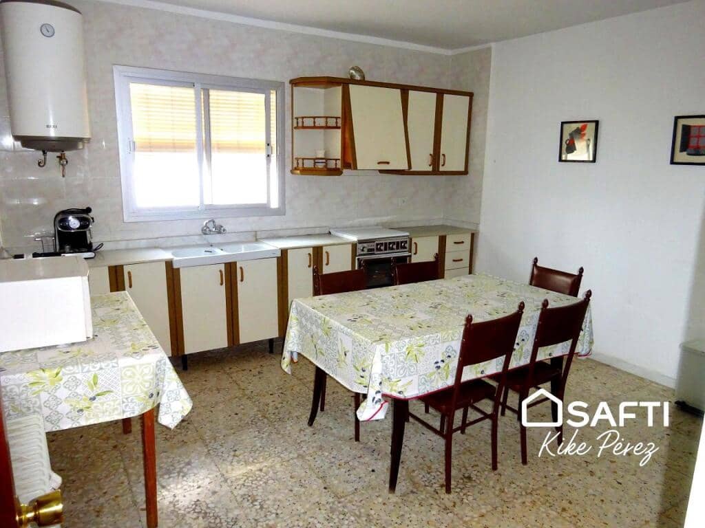 6 soverom Villa til salgs i Galera med garasje - € 70 000 (Ref: 9174457)