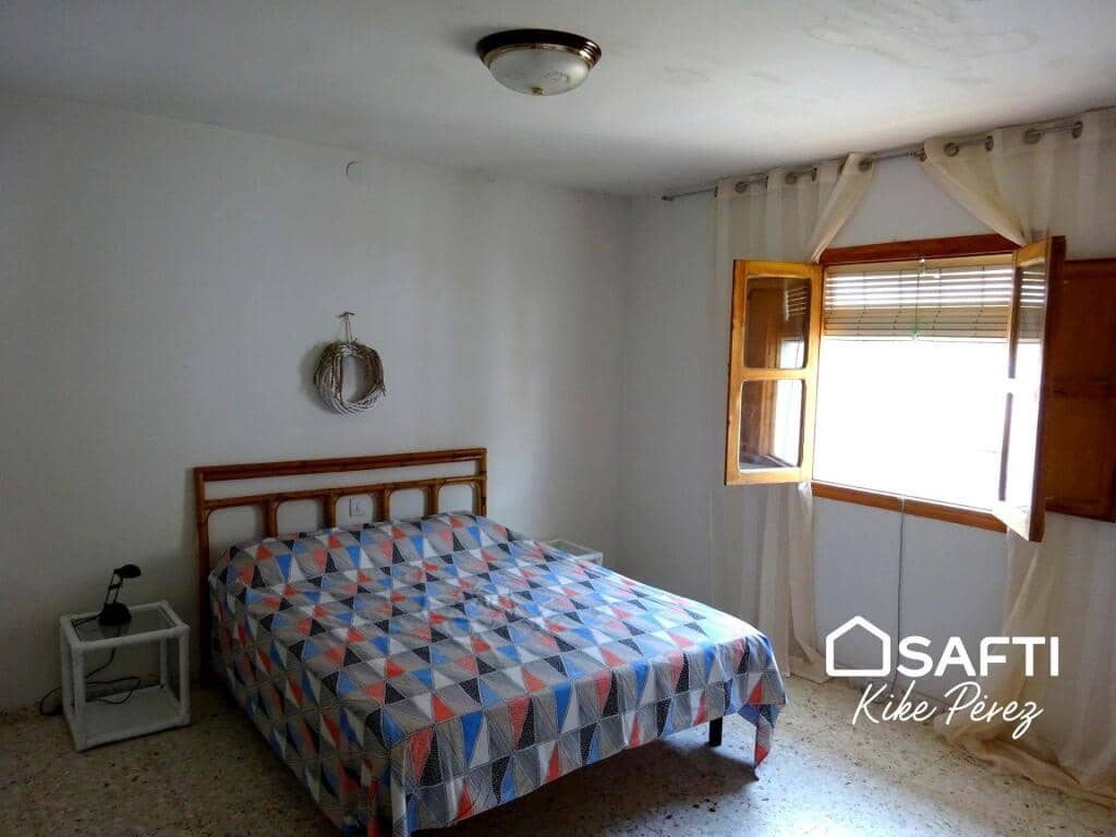 6 soverom Villa til salgs i Galera med garasje - € 70 000 (Ref: 9174457)