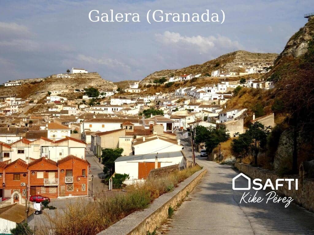 6 soverom Villa til salgs i Galera med garasje - € 70 000 (Ref: 9174457)