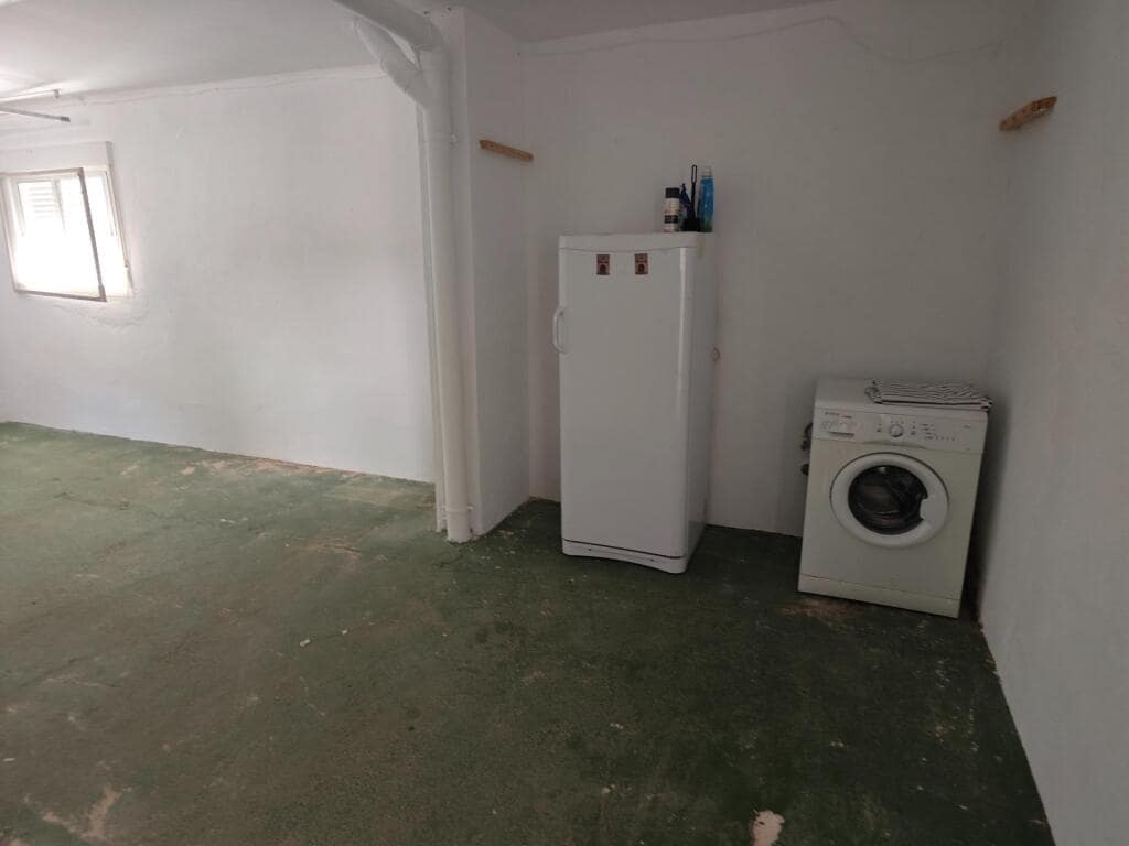 3 makuuhuone Rivitalo myytävänä paikassa Pareja mukana uima-altaan 
autotalli - 249 000 € (Ref: 9174459)