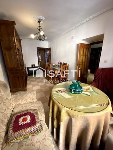 4 bedroom Villa for sale in Jaén city - € 135,000 (Ref: 9174460)