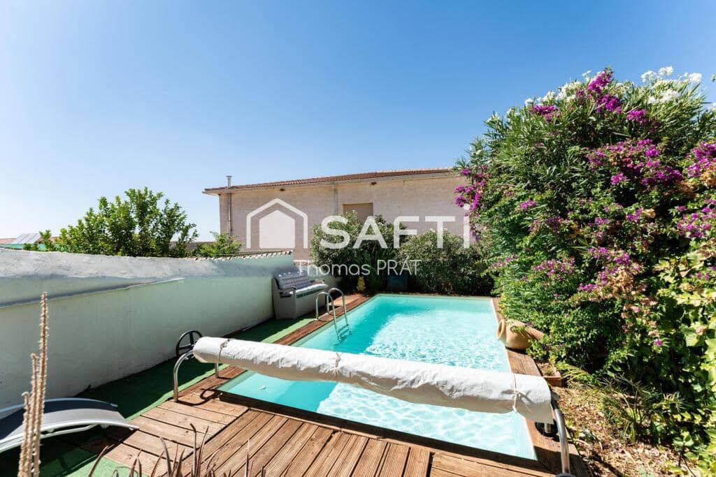 5 soveværelse Rækkehus til salg i Archidona med swimmingpool - € 249.000 (Ref: 9174461)