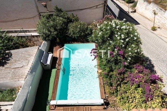 5 soveværelse Rækkehus til salg i Archidona med swimmingpool - € 249.000 (Ref: 9174461)