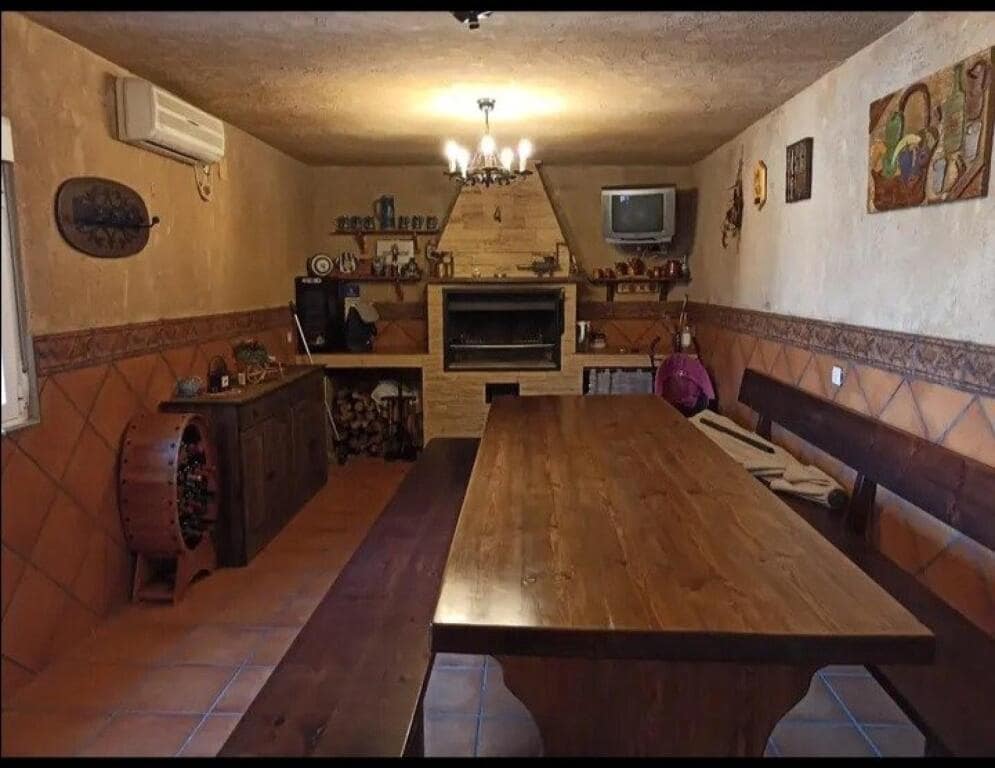 3 soveværelse Finca/Landehus til salg i Laguna de Negrillos - € 85.000 (Ref: 9174464)