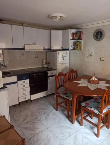 3 bedroom Finca/Country House for sale in Laguna de Negrillos - € 85,000 (Ref: 9174464)