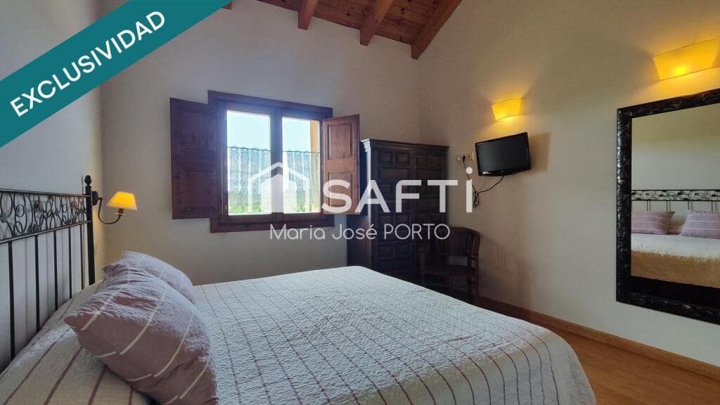 6 soveværelse Villa til salg i Santovenia de la Valdoncina med swimmingpool - € 550.000 (Ref: 9174467)