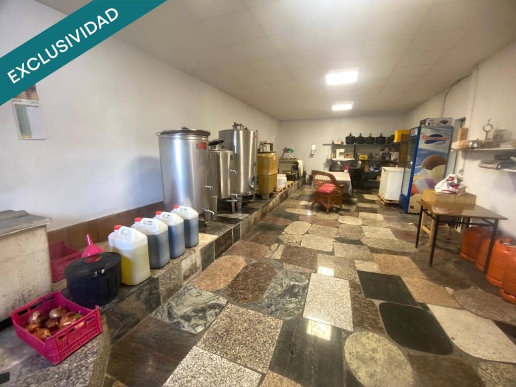 Bureau à vendre à Sober - 420 000 € (Ref: 9174472)