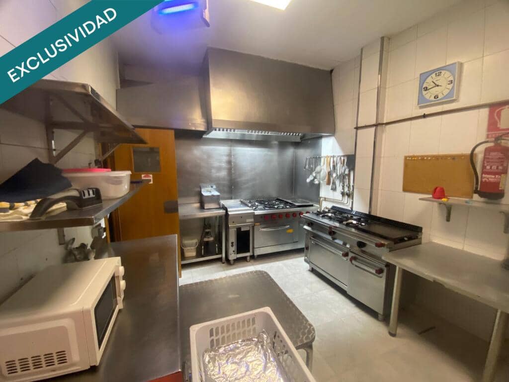 Bureau à vendre à Sober - 420 000 € (Ref: 9174472)