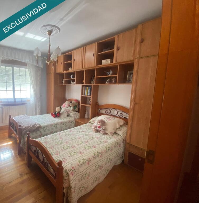 Bureau à vendre à Sober - 420 000 € (Ref: 9174472)