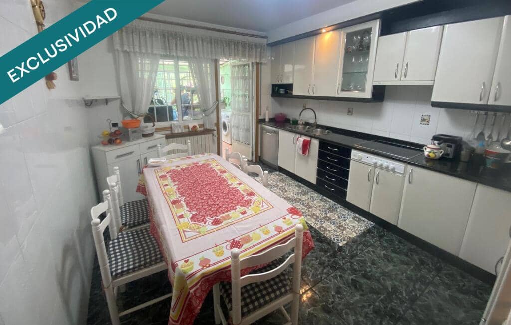 Bureau à vendre à Sober - 420 000 € (Ref: 9174472)