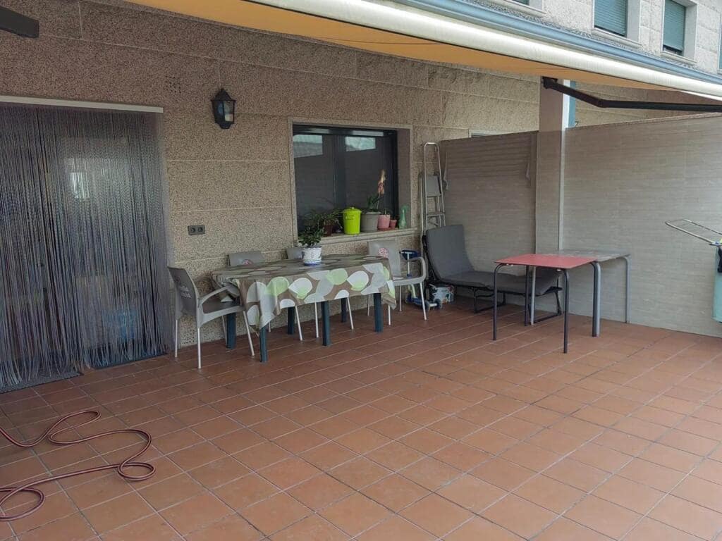 4 soveværelse Rækkehus til salg i Monforte de Lemos med garage - € 280.000 (Ref: 9174473)