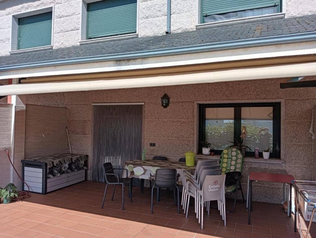 4 soveværelse Rækkehus til salg i Monforte de Lemos med garage - € 280.000 (Ref: 9174473)