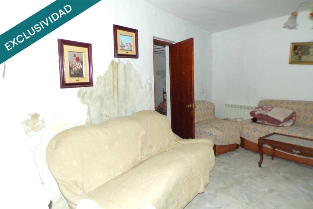 4 soveværelse Villa til salg i Chinchon - € 116.000 (Ref: 9174474)