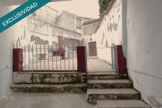 4 bedroom Villa for sale in Chinchón - € 116,000 (Ref: 9174474)