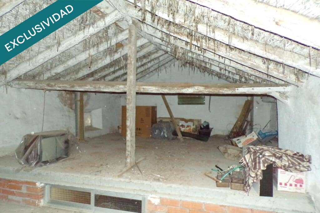 4 soveværelse Villa til salg i Chinchon - € 116.000 (Ref: 9174474)