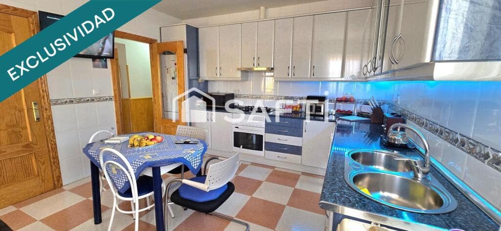 3 soverom Villa til salgs i San Martin de Valdeiglesias med svømmebasseng garasje - € 370 000 (Ref: 9174477)