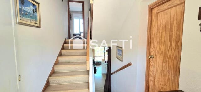 5 bedroom Villa for sale in Collado Mediano with pool garage - € 495,000 (Ref: 9174479)