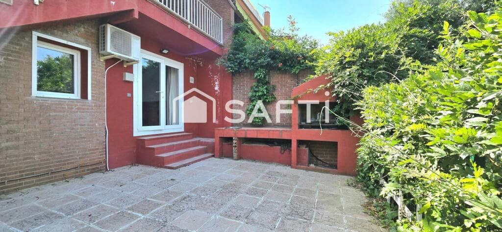 5 soveværelse Villa til salg i Collado Mediano med swimmingpool garage - € 495.000 (Ref: 9174479)