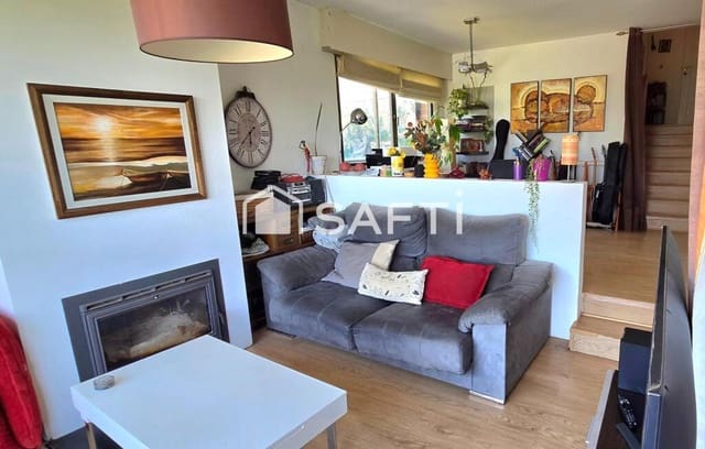 5 bedroom Villa for sale in Collado Mediano with pool garage - € 495,000 (Ref: 9174479)