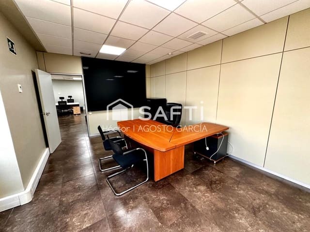 Office for sale in Simancas, Madrid city - € 520,000 (Ref: 9174480)