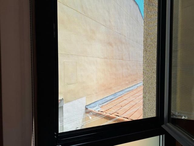 2 bedroom Apartment for sale in Salamanca city with garage - € 315,000 (Ref: 9174487)