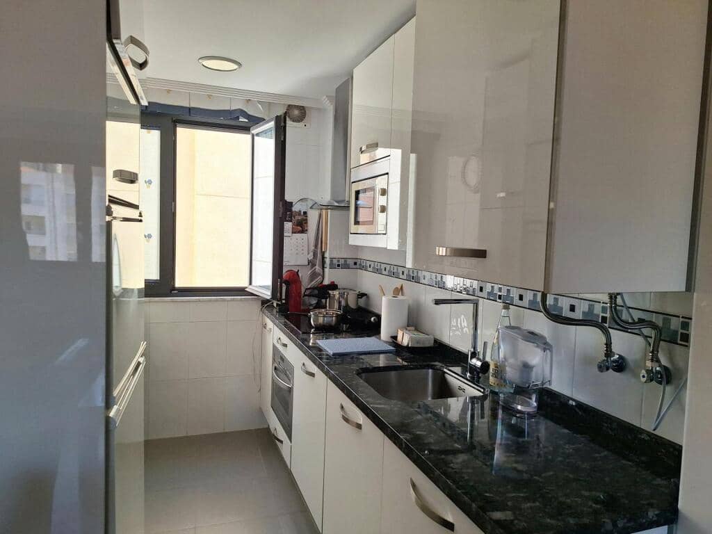 2 soveværelse Lejlighed til salg i Salamanca by med garage - € 315.000 (Ref: 9174487)