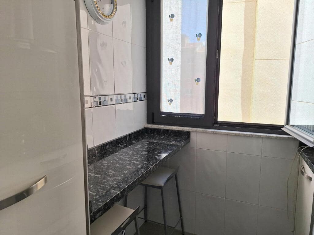 2 soveværelse Lejlighed til salg i Salamanca by med garage - € 315.000 (Ref: 9174487)