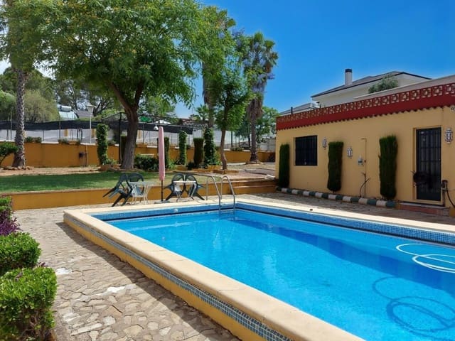 3 soveværelse Villa til salg i Alcalá de Guadaira med swimmingpool garage - € 402.000 (Ref: 9174491)