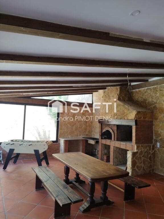 7 bedroom Finca/Country House for sale in Amposta with garage - € 525,000 (Ref: 9174493)