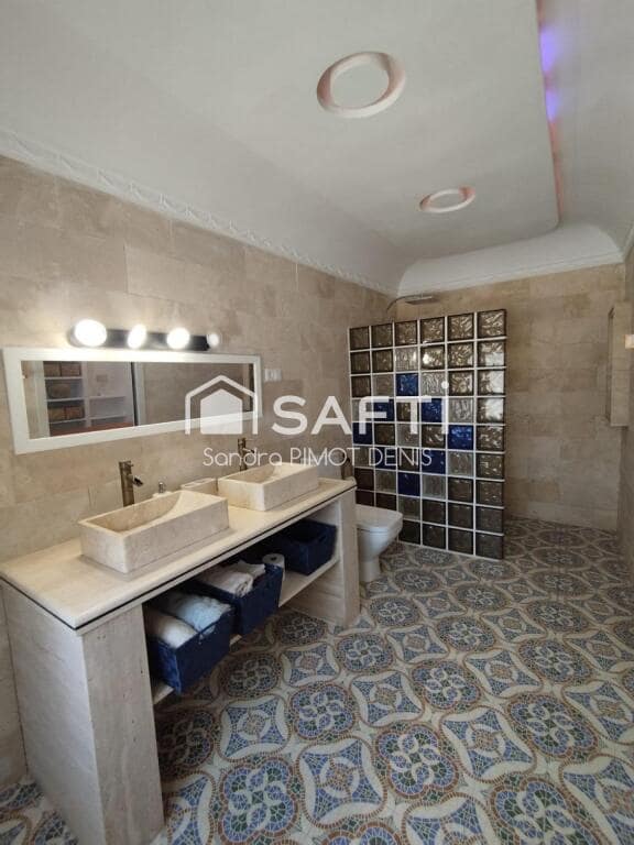 7 bedroom Finca/Country House for sale in Amposta with garage - € 525,000 (Ref: 9174493)